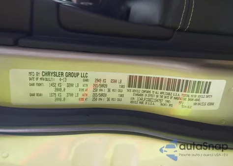 2014 Jeep Grand Cherokee Overland z USA, uszkodzony, nr VIN 1C4RJFCG6EC154797